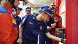 陳軍寬深入九龍?zhí)厍谡緳z查指導(dǎo)營區(qū)訓(xùn)練現(xiàn)場會籌備工作