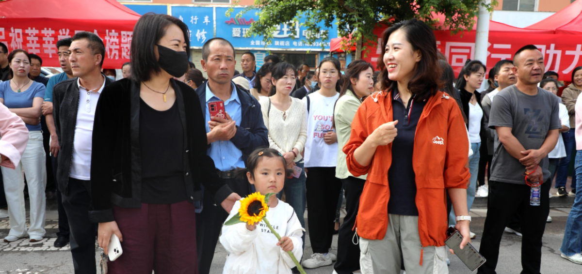 高考首日！多图直击：加油吧，少年！