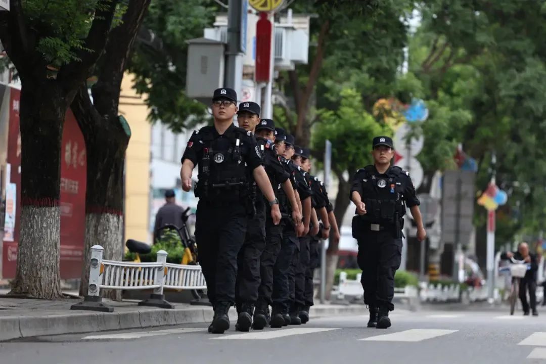 庆阳公安：为高考助威，为梦想护航！