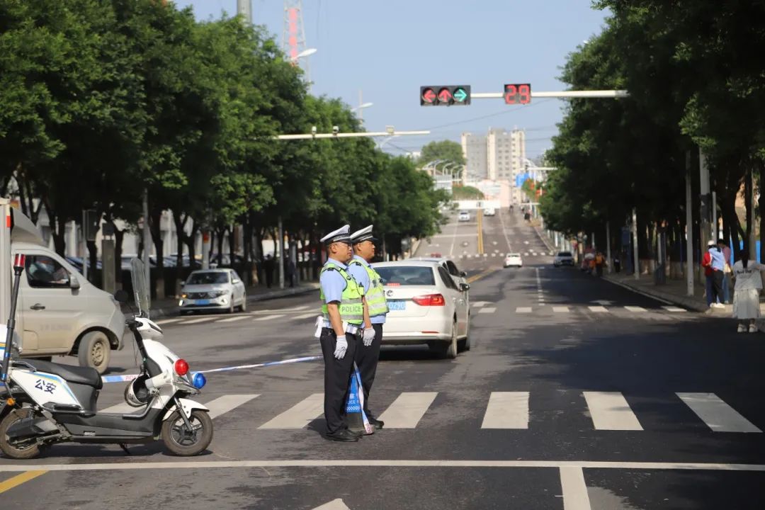 庆阳公安：为高考助威，为梦想护航！