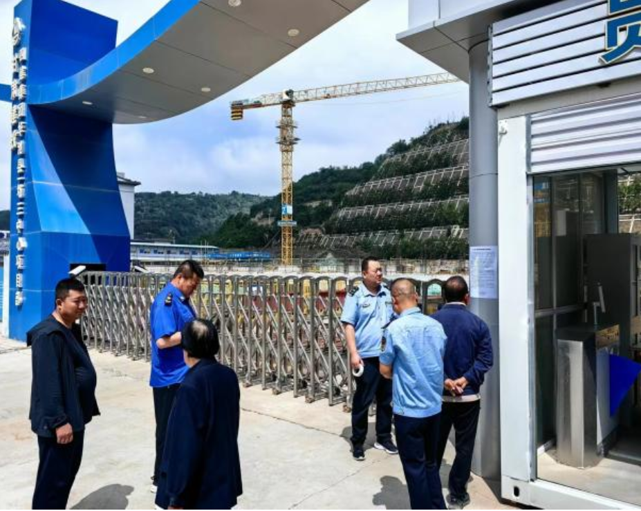 庆阳市生态环境局华池分局联合县城市管理、住建等部门张贴“两考”期间严格控制环境噪声污染的通告