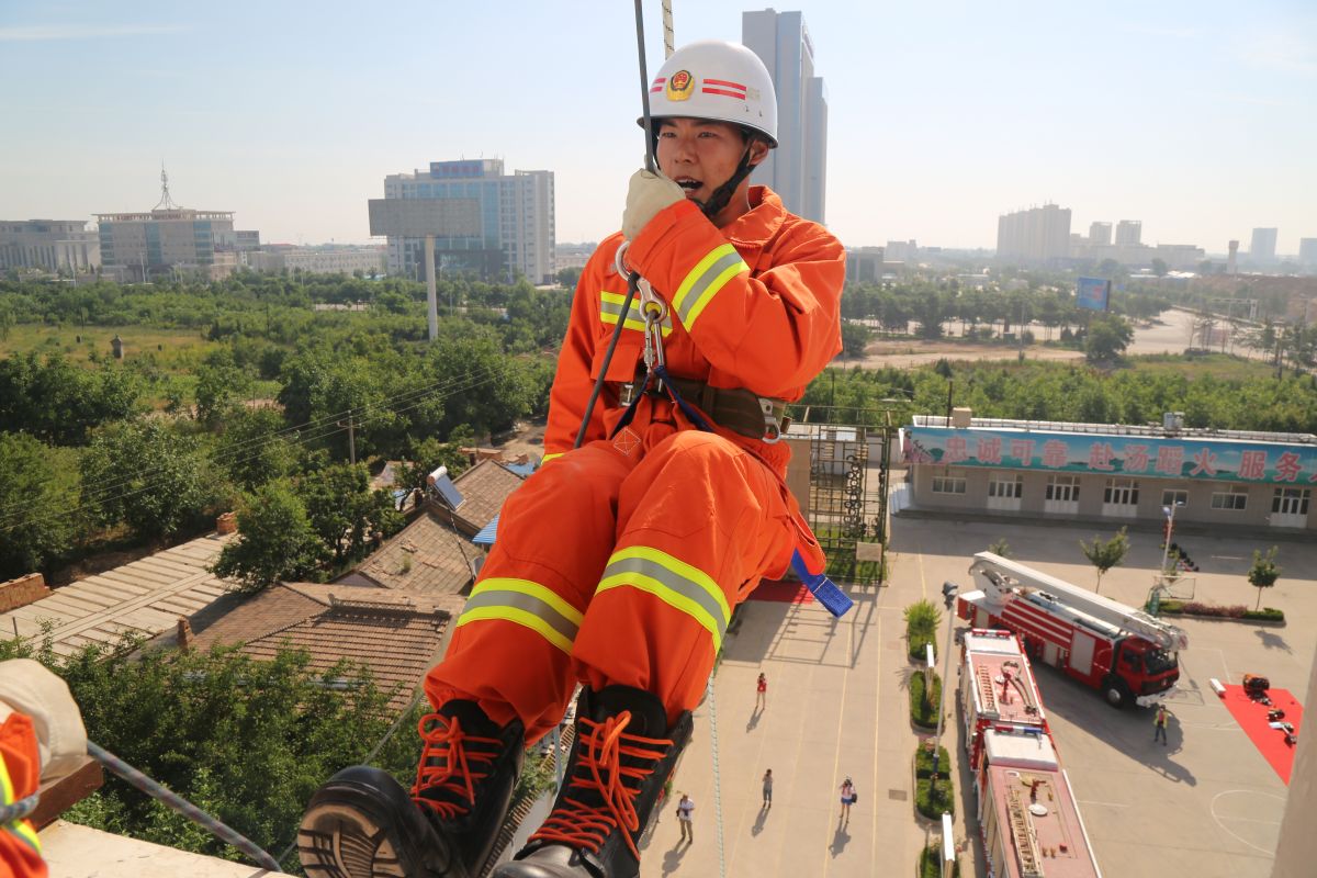 印象庆阳网线下活动回顾-走进庆阳消防支队军营体验日活动（2014.6.22）