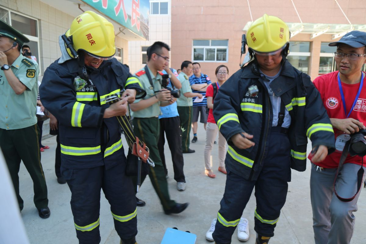印象庆阳网线下活动回顾-走进庆阳消防支队军营体验日活动（2014.6.22）