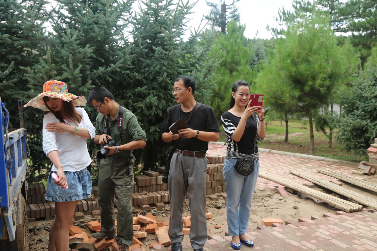 印象庆阳网线下活动回顾-走进“巧儿说法”法治文化发祥地红色华池（2014.8.9—8.10）