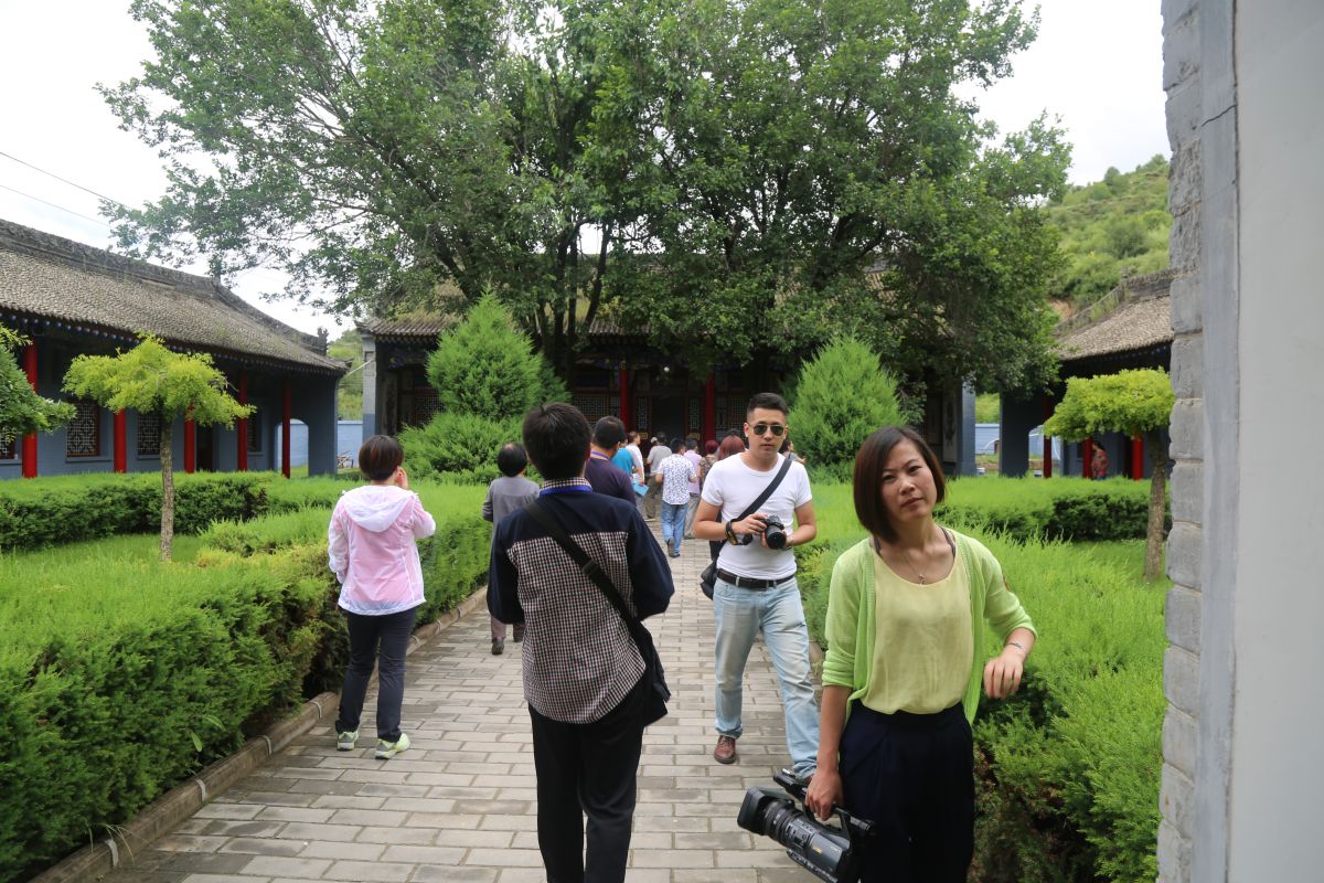 印象庆阳网线下活动回顾-走进“巧儿说法”法治文化发祥地红色华池（2014.8.9—8.10）