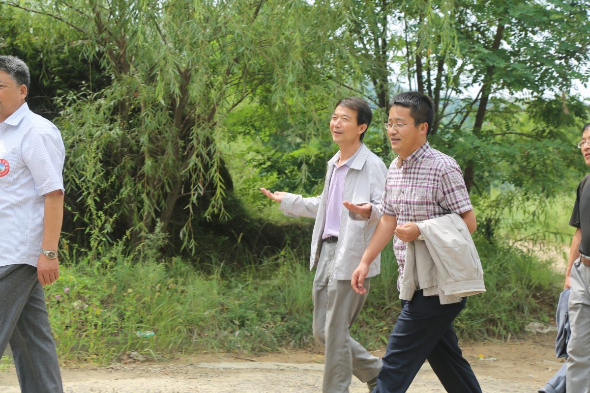 印象庆阳网线下活动回顾-走进“巧儿说法”法治文化发祥地红色华池（2014.8.9—8.10）