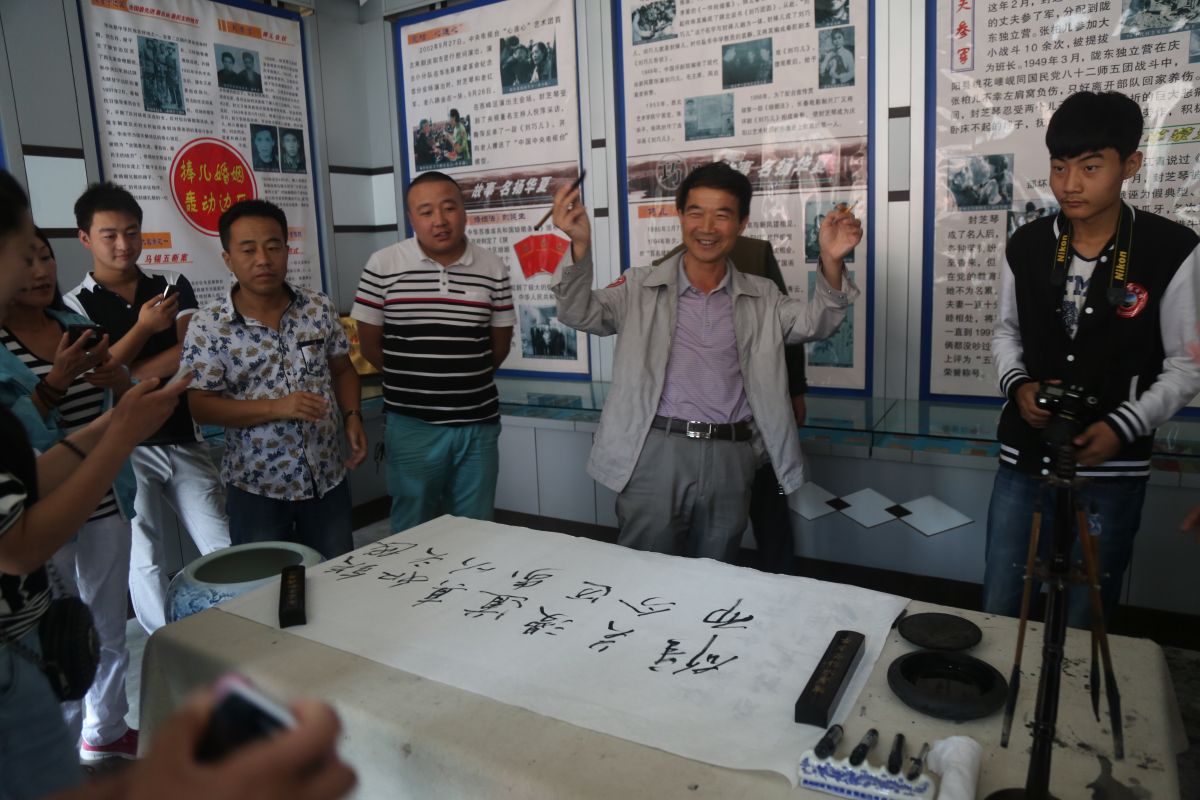 印象庆阳网线下活动回顾-走进“巧儿说法”法治文化发祥地红色华池（2014.8.9—8.10）