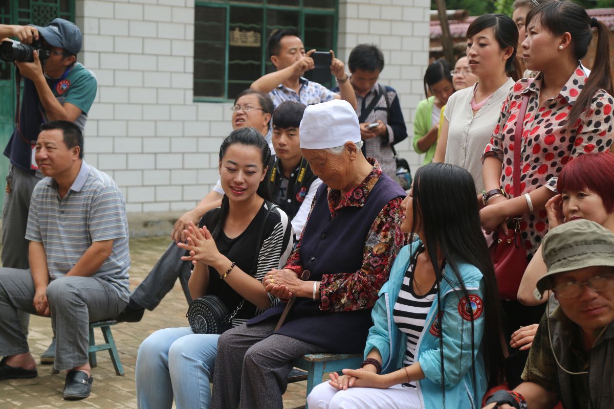 印象庆阳网线下活动回顾-走进“巧儿说法”法治文化发祥地红色华池（2014.8.9—8.10）