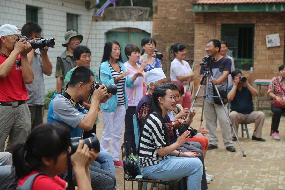 印象庆阳网线下活动回顾-走进“巧儿说法”法治文化发祥地红色华池（2014.8.9—8.10）