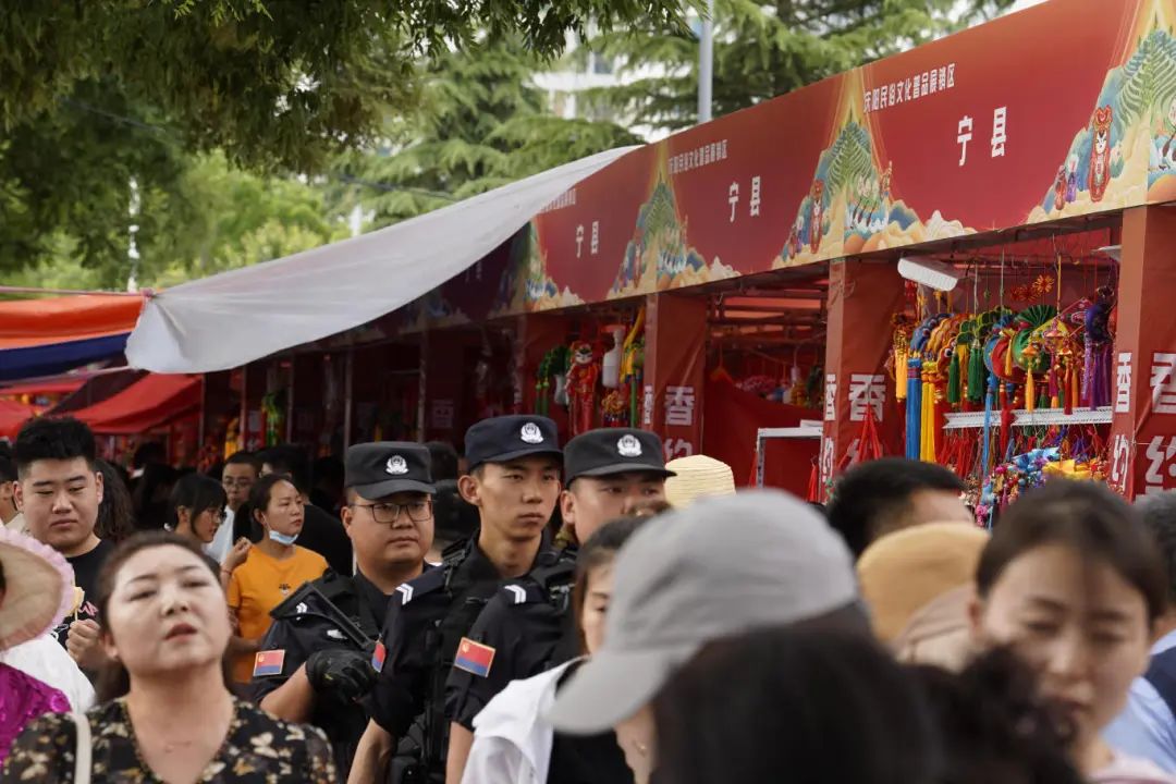 庆阳公安：端午“警”相随，平安“粽”相伴！
