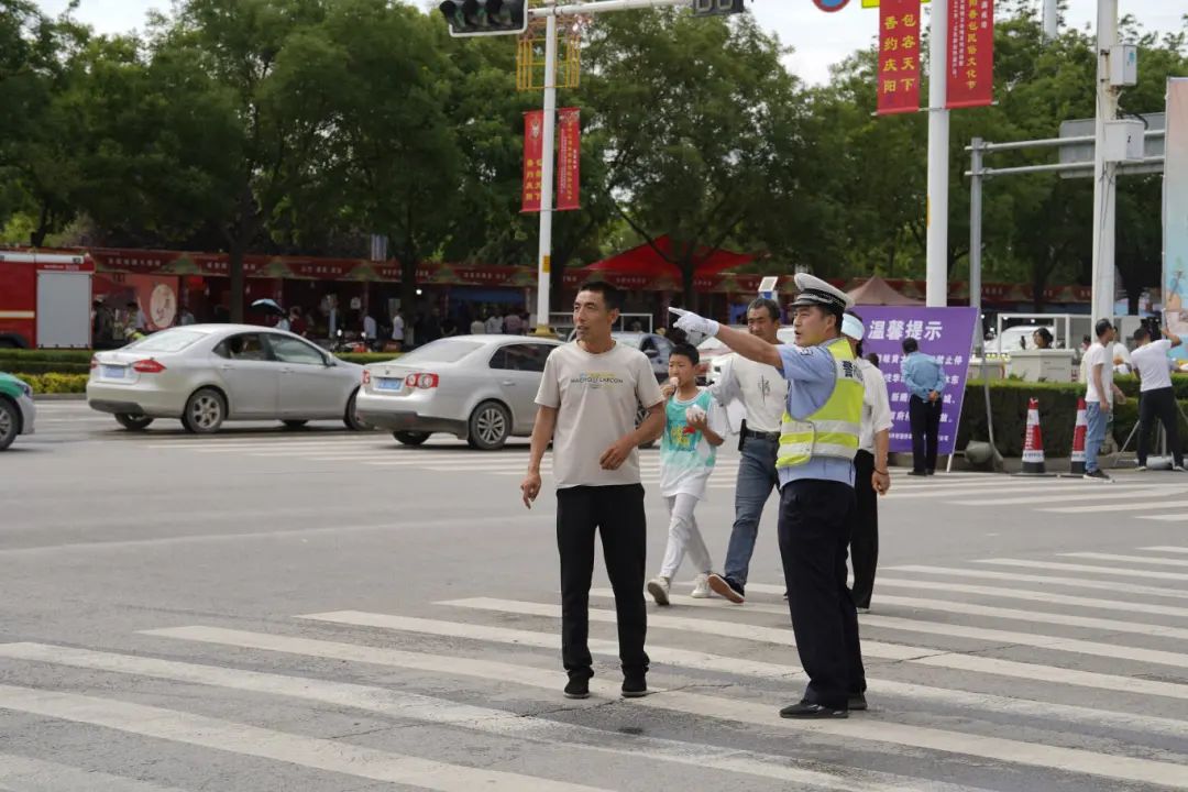 庆阳公安：端午“警”相随，平安“粽”相伴！