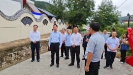 張龍杰現(xiàn)場(chǎng)督辦市政協(xié)五屆三次會(huì)議第25號(hào)重點(diǎn)提案