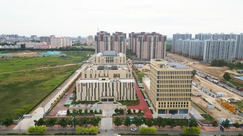 国家数据中心集群（甘肃·庆阳）“东数西算”产业园区枢纽资源调度区俯瞰。庆阳融媒记者 冯喜斌 摄
