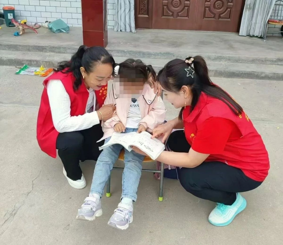 庆阳市各级妇联开展“我们的节日·中秋”巾帼志愿服务活动