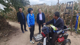 慶陽市國土空間規(guī)劃研究室赴正寧縣永和鎮(zhèn)于家莊村開展“結(jié)對關(guān)愛”走訪慰問活動