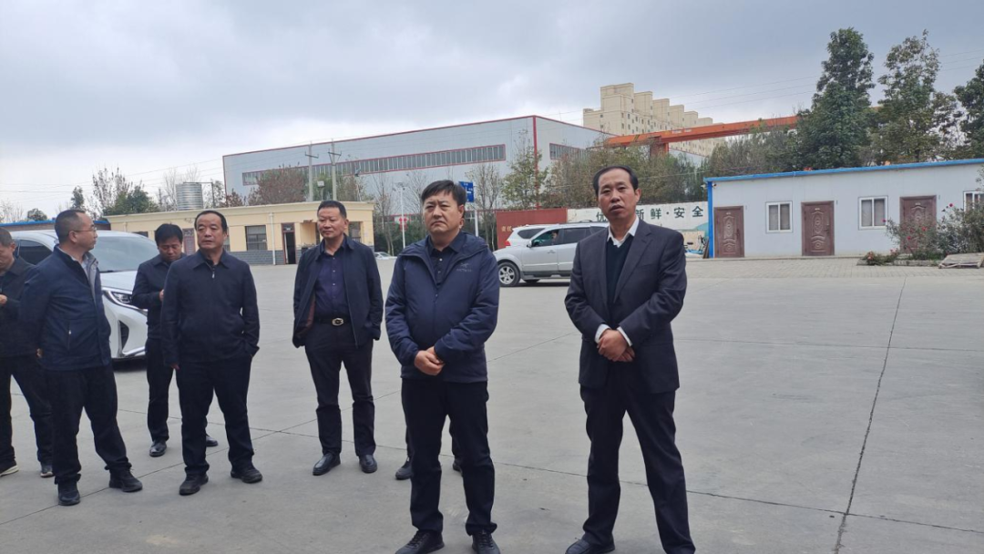 考察庆城县方裕果蔬储藏贸易有限公司