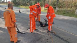 正宁公路段：秋季养护不降温 冬季保畅早部署