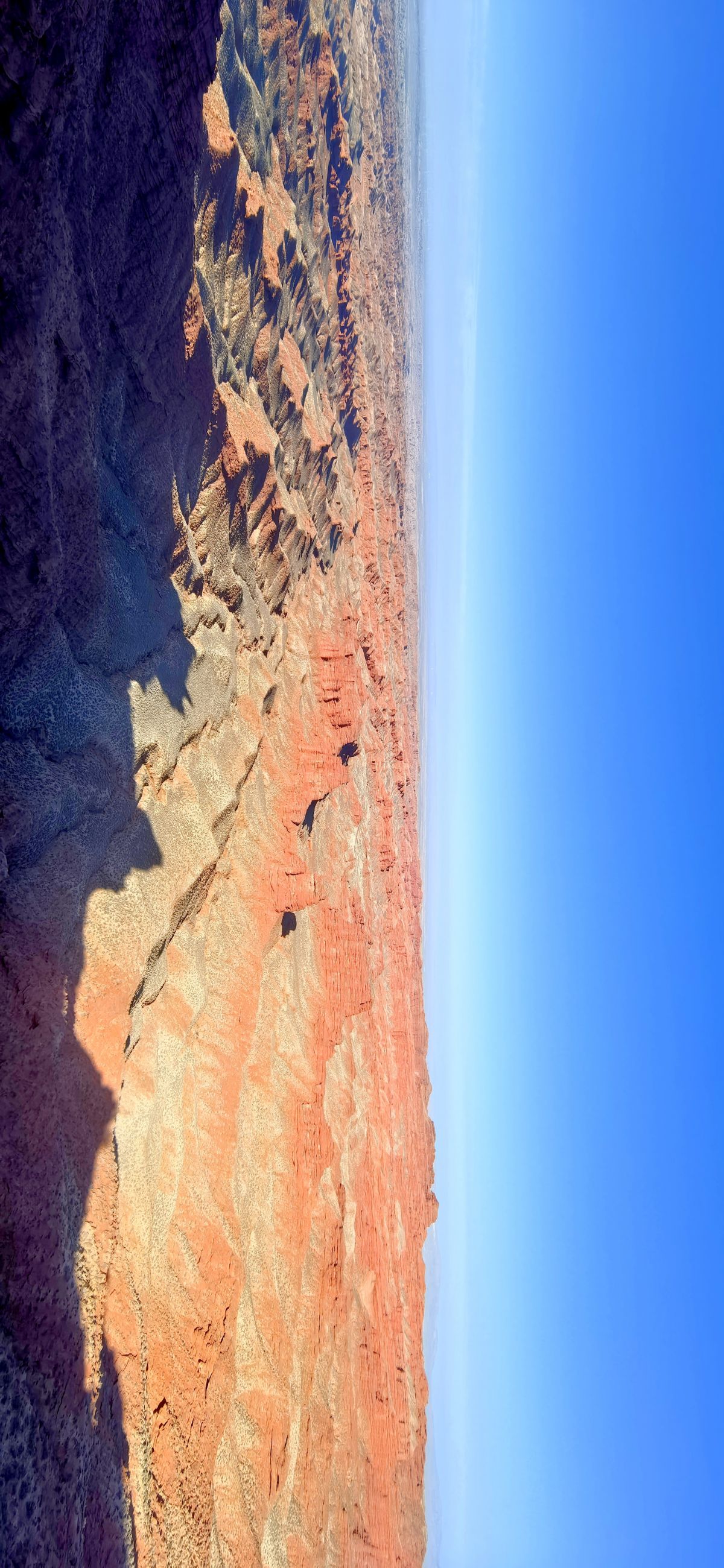 张掖平山湖大峡谷 图/罗显斌