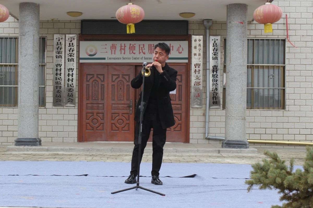 庆阳陇剧院惠民演出走进宁县春荣镇