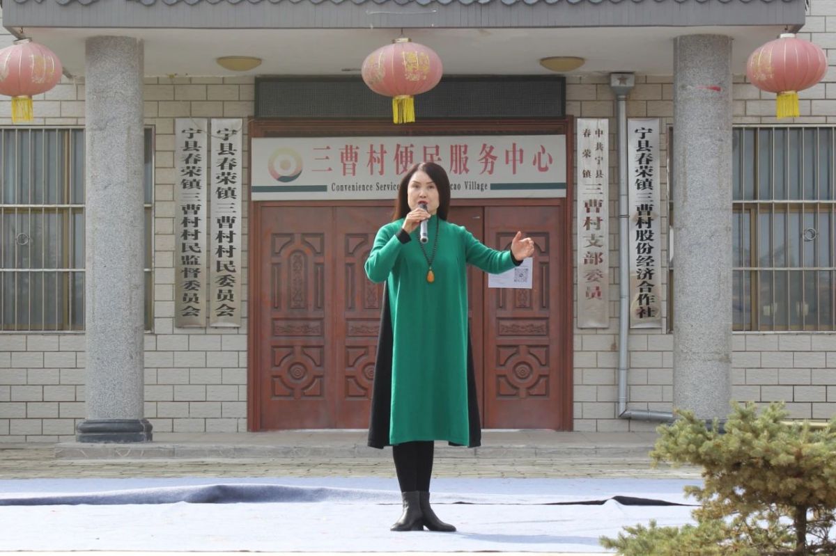 庆阳陇剧院惠民演出走进宁县春荣镇