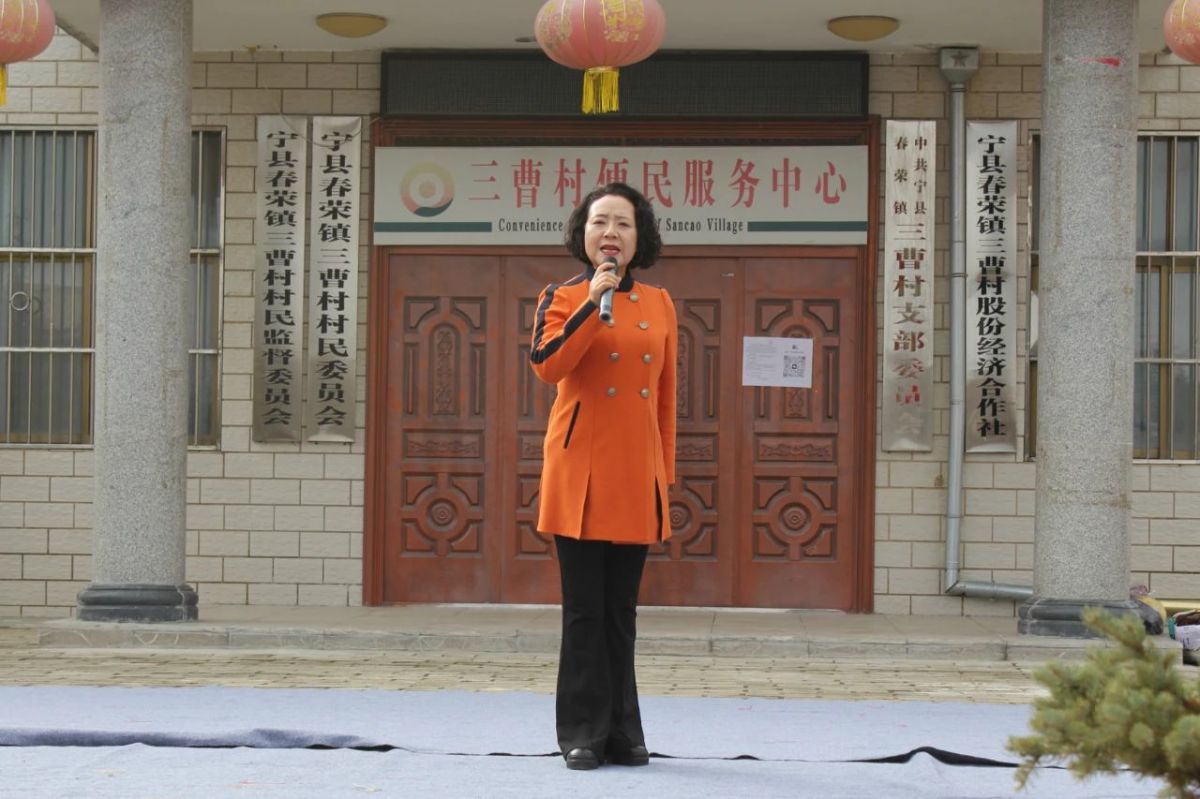庆阳陇剧院惠民演出走进宁县春荣镇