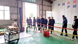 甘肅省商務(wù)廳專家組來慶陽市評審驗收報廢車拆解回收利用項目