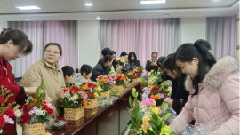 合水县自然资源局开展 “巾帼绽芳华  花香满自然”庆“三八” 花艺活动