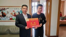 喜报入户——点亮军人家庭的荣光