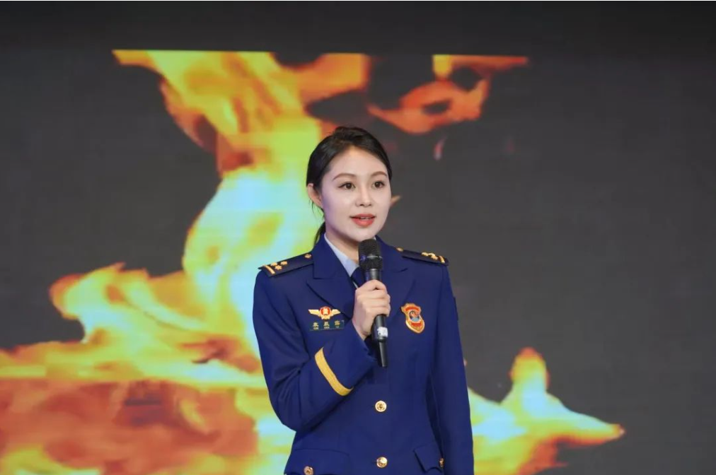 庆城县消防救援大队袁晨露