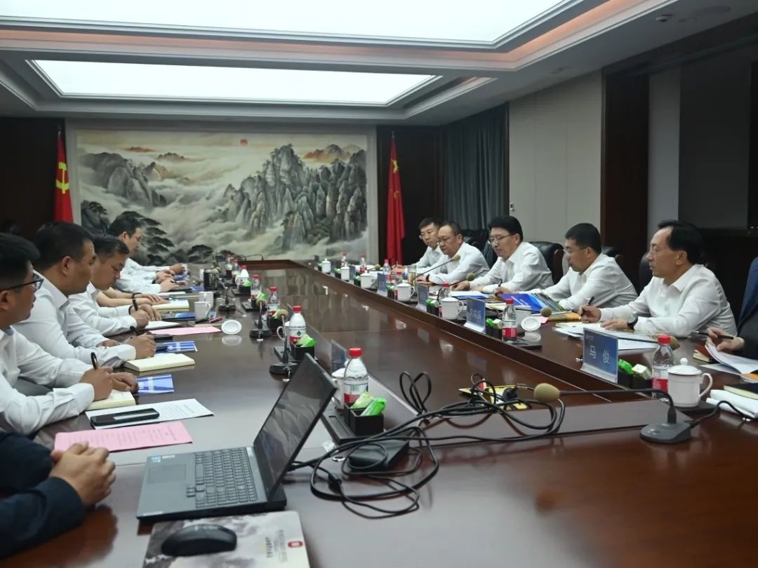 考察組與山西建投集團(tuán)進(jìn)行座談交流