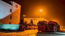 10000件中央救災(zāi)物資連夜送抵榆中災(zāi)區(qū)