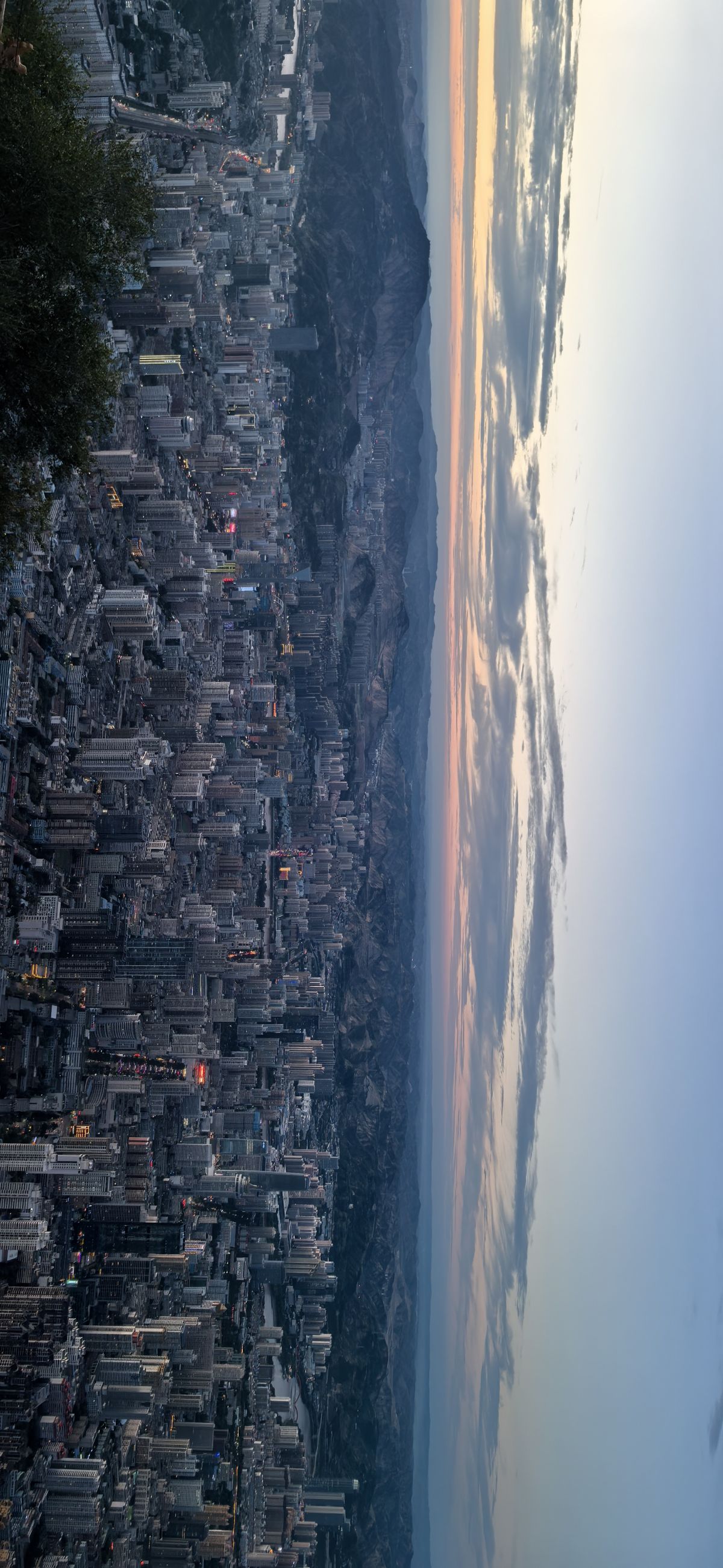 高清大图 从兰山看兰州 摄影师/罗显斌