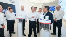 李强在北京调研生物医药产业发展时强调：加大高质量科技供给和政策支持 着力推动生物医药产业提质升级