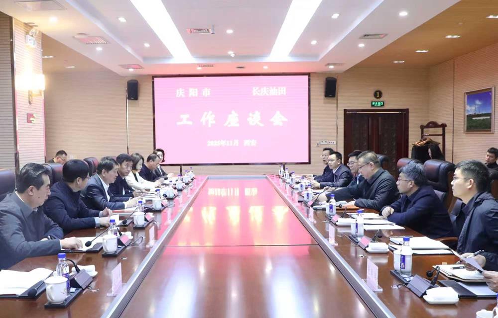 bdb0eb2f69b14a579962275ad1c74179