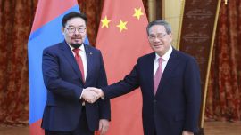 李强会见蒙古国总理赞登沙特尔