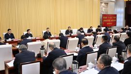 任振鶴在省政府“十五五”規(guī)劃《綱要草案》統(tǒng)籌協(xié)調(diào)機(jī)制會(huì)議上強(qiáng)調(diào) 對(duì)標(biāo)對(duì)表 把握重點(diǎn) 創(chuàng)新思路 深入謀劃 努力把黨中央的戰(zhàn)略擘畫細(xì)化實(shí)化為甘肅現(xiàn)代化建設(shè)的施工圖