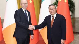 李強(qiáng)同愛爾蘭總理馬丁會(huì)談