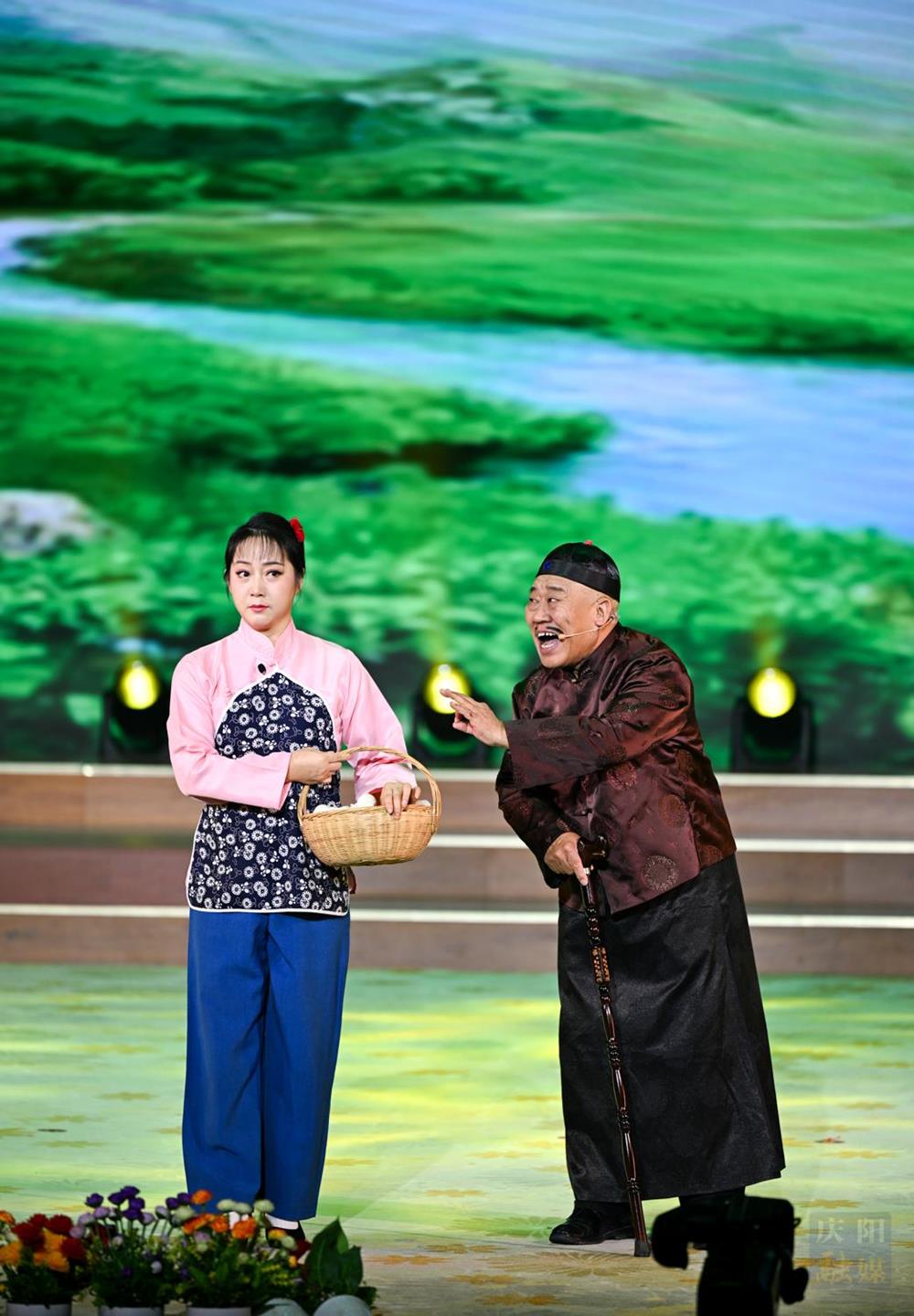 &ldquo;瑞馬迎春下基層、情系南梁送歡樂&rdquo;文藝演出現(xiàn)場