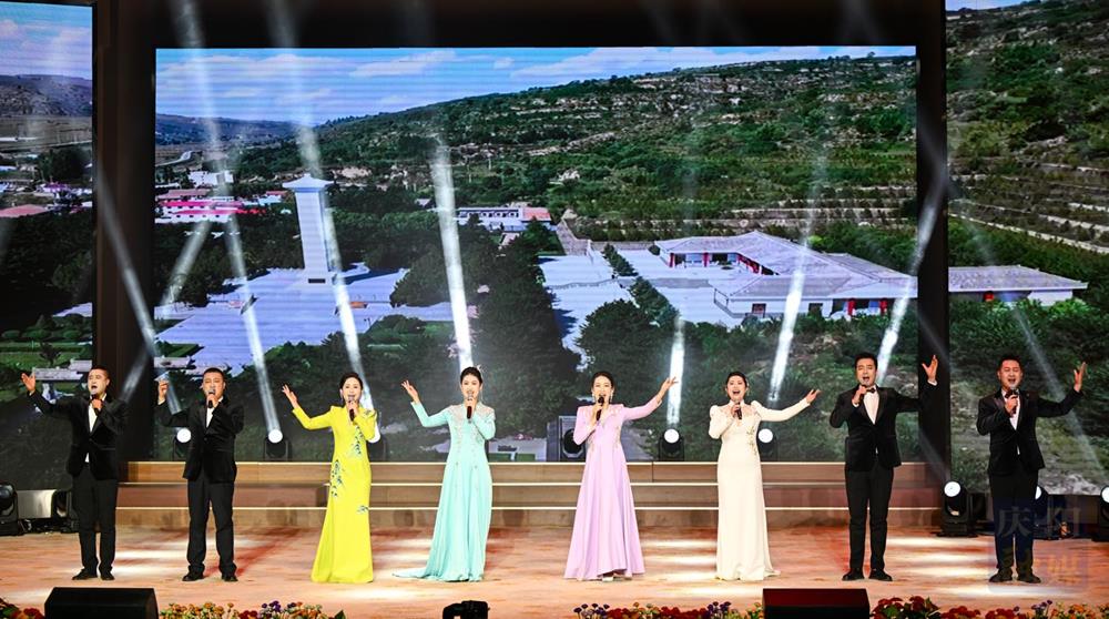 &ldquo;瑞馬迎春下基層、情系南梁送歡樂&rdquo;文藝演出現(xiàn)場