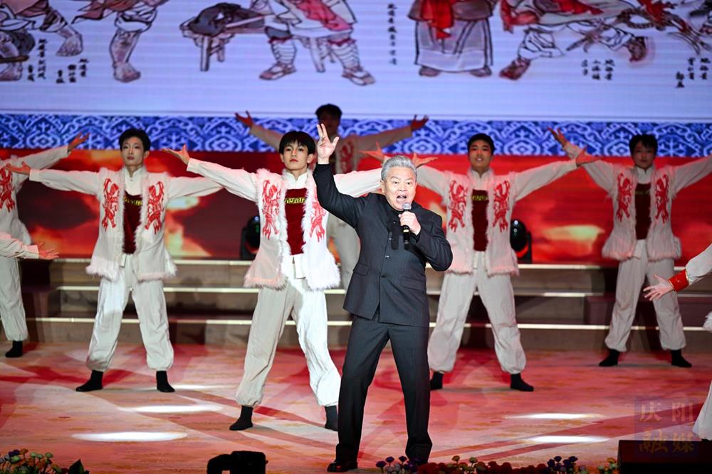 &ldquo;瑞馬迎春下基層、情系南梁送歡樂&rdquo;文藝演出現(xiàn)場