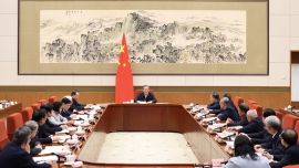 李強(qiáng)主持召開各民主黨派中央、全國(guó)工商聯(lián)負(fù)責(zé)人和無黨派人士代表座談會(huì) 聽取對(duì)政府工作報(bào)告、“十五五”規(guī)劃綱要的意見建議