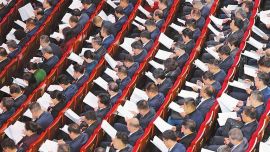 凝聚發(fā)展信心 匯聚智慧力量 ——政協(xié)甘肅省十三屆四次會(huì)議開(kāi)幕側(cè)記