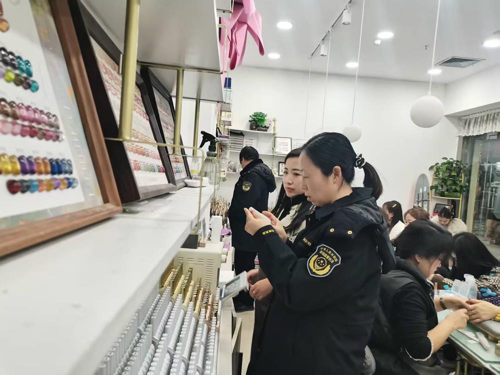 60ec171a890f4aeab9ce6f4aa69f31ac