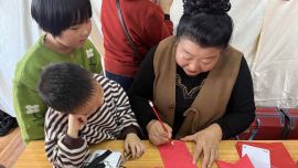 庆城县文化馆举办“非遗贺新春 传承中国红”剪纸技艺培训