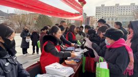 “領保趕大集” 攜手筑防線——市政府外事辦聯(lián)合市公安局市國安局開展宣傳活動