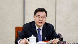 胡昌升在甘肅代表團(tuán)審查“十五五”規(guī)劃綱要草案時(shí)說 規(guī)劃綱要草案全面貫徹黨中央重大決策部署充分反映人民意愿精準(zhǔn)契合發(fā)展規(guī)律集中彰顯時(shí)代特征