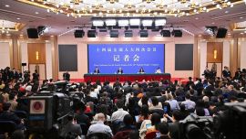 中共中央政治局委員、外交部長王毅就中國外交政策和對外關(guān)系回答中外記者提問