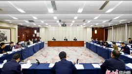 甘肅代表團(tuán)舉行小組會議 審議生態(tài)環(huán)境法典草案 胡昌升任振鶴參加