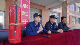 合水縣消防救援大隊開展“消防安全進校園 共筑平安‘防火墻’”主題宣講及應急疏散演練活動