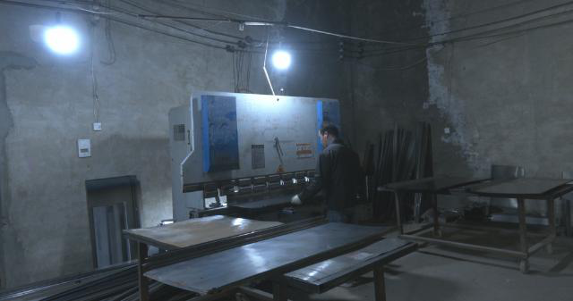 慶陽市榮達(dá)辦公家具有限責(zé)任公司跑出復(fù)工復(fù)產(chǎn)“加速度”143